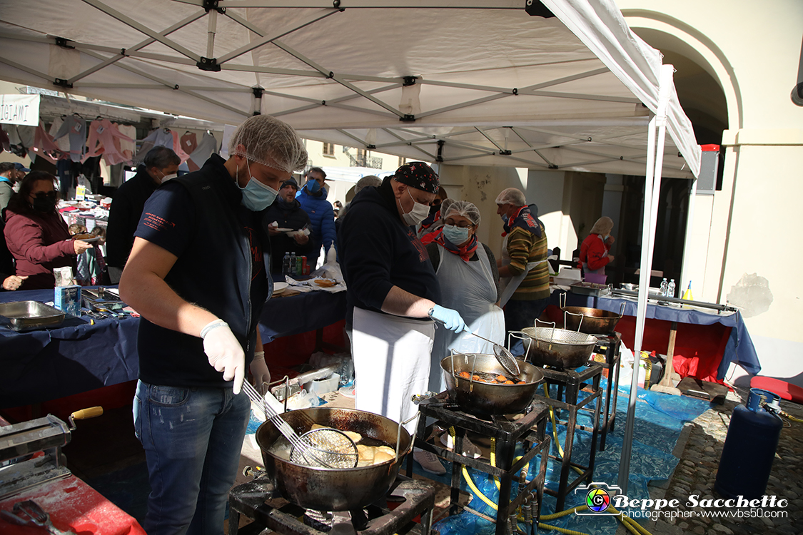 VBS_6185 - 10.ma Fiera Nazionale del Tartufo e Fiera dei Santi.jpg